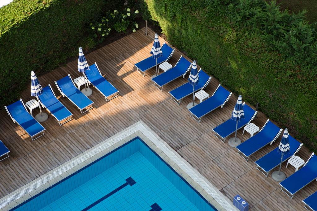 Harvey & Hotel 4*