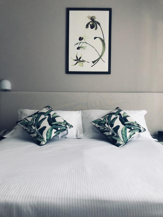 Harvey & Hotel 4*