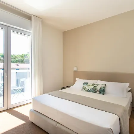 Harvey Suites Hotel & Residence Lido di Jesolo Exterior photo